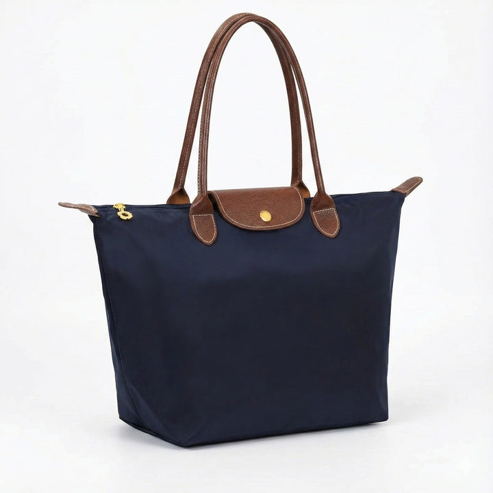 Modern and elegant bag