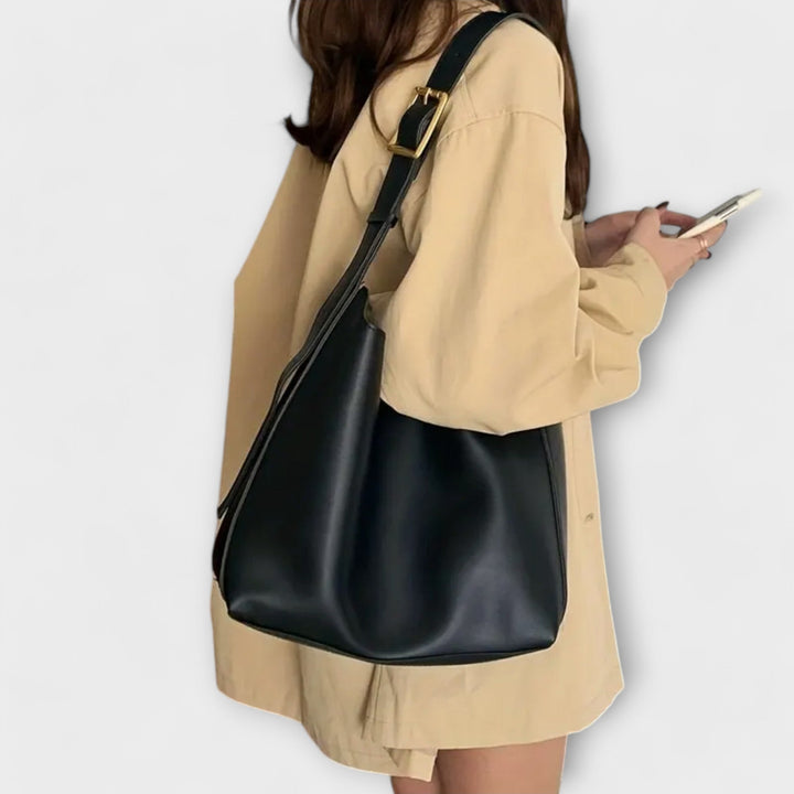 Elegant Shoulder Bag