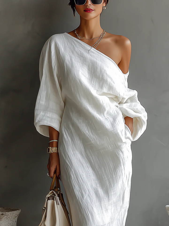 Loredana | Elegant and flowy one-shoulder maxi dress