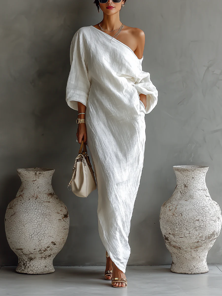 Loredana | Elegant and flowy one-shoulder maxi dress