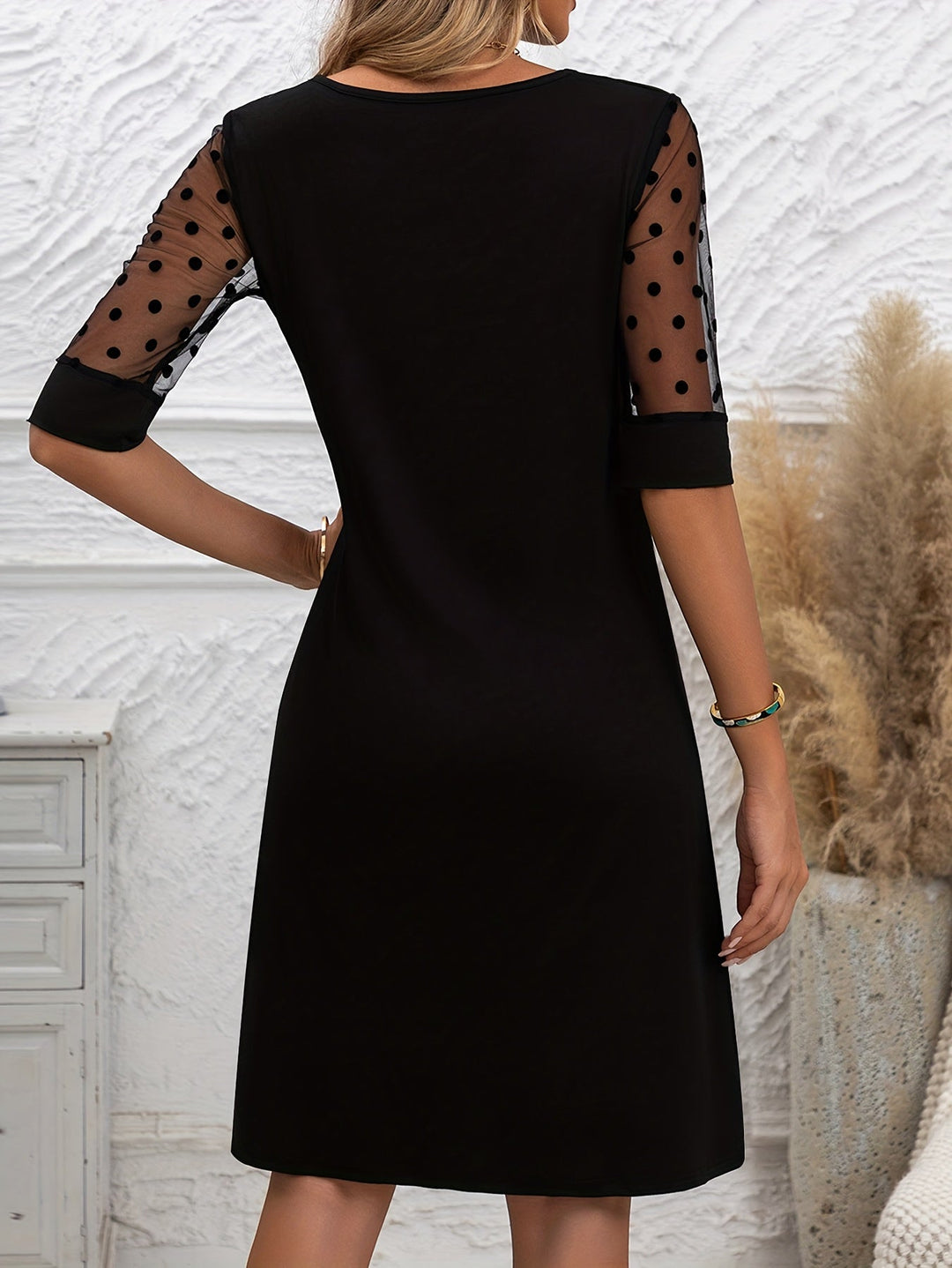 Loredana Dress | The Elegance of Lace