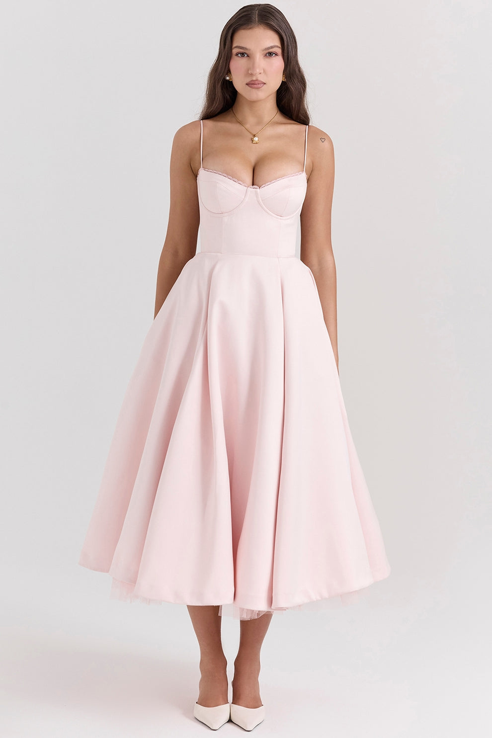 Arestina - Rochie din tul la modă